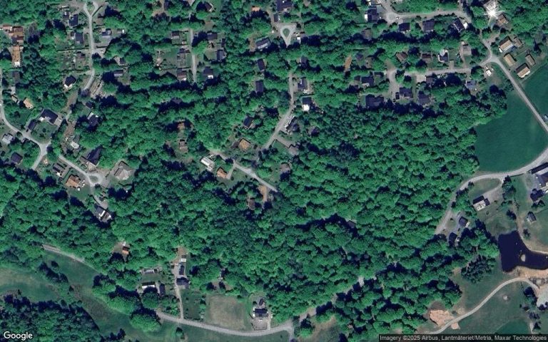 Två fastigheter i Ängelholm gick för 1 325 000