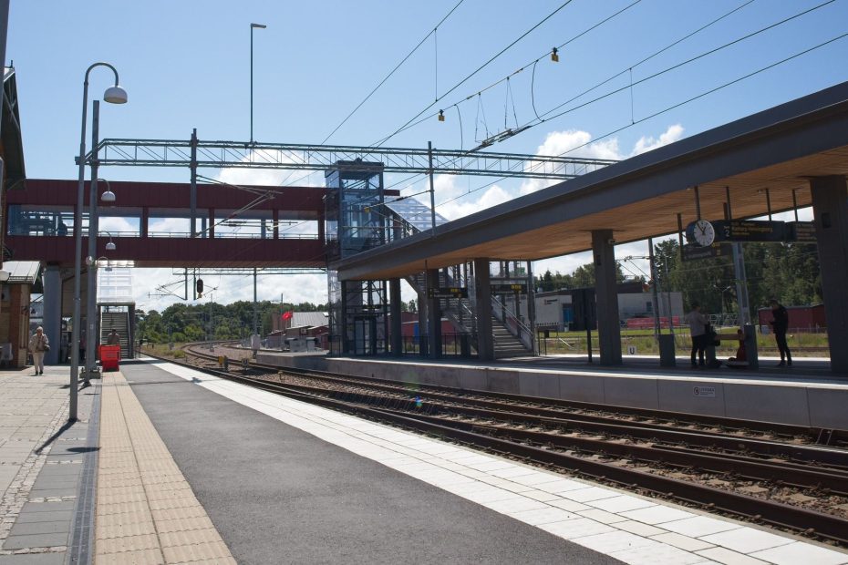 Ängelholm station tåg